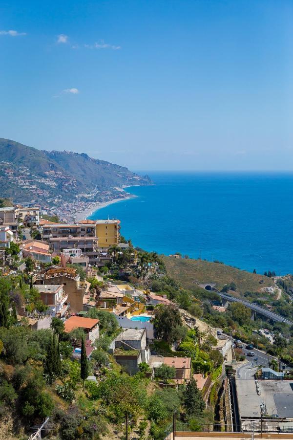 B&B La Casa Gialla Taormina Buitenkant foto